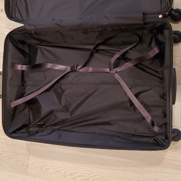Tumi V3 Worldwide Trip Packing Case In Black Hardshell - Picture 9 of 15